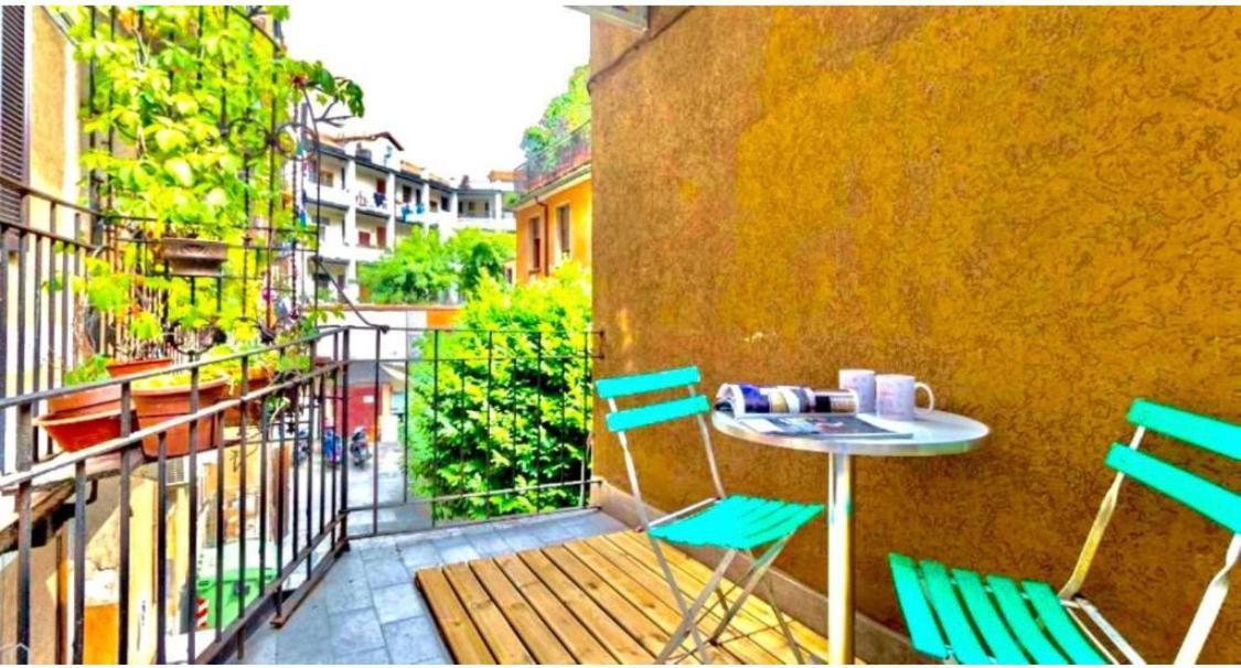 Appartamento Aria Condizionata, Loft a 13' dal Duomo con ampio Balcone WiFi e Netflix Milano Esterno foto