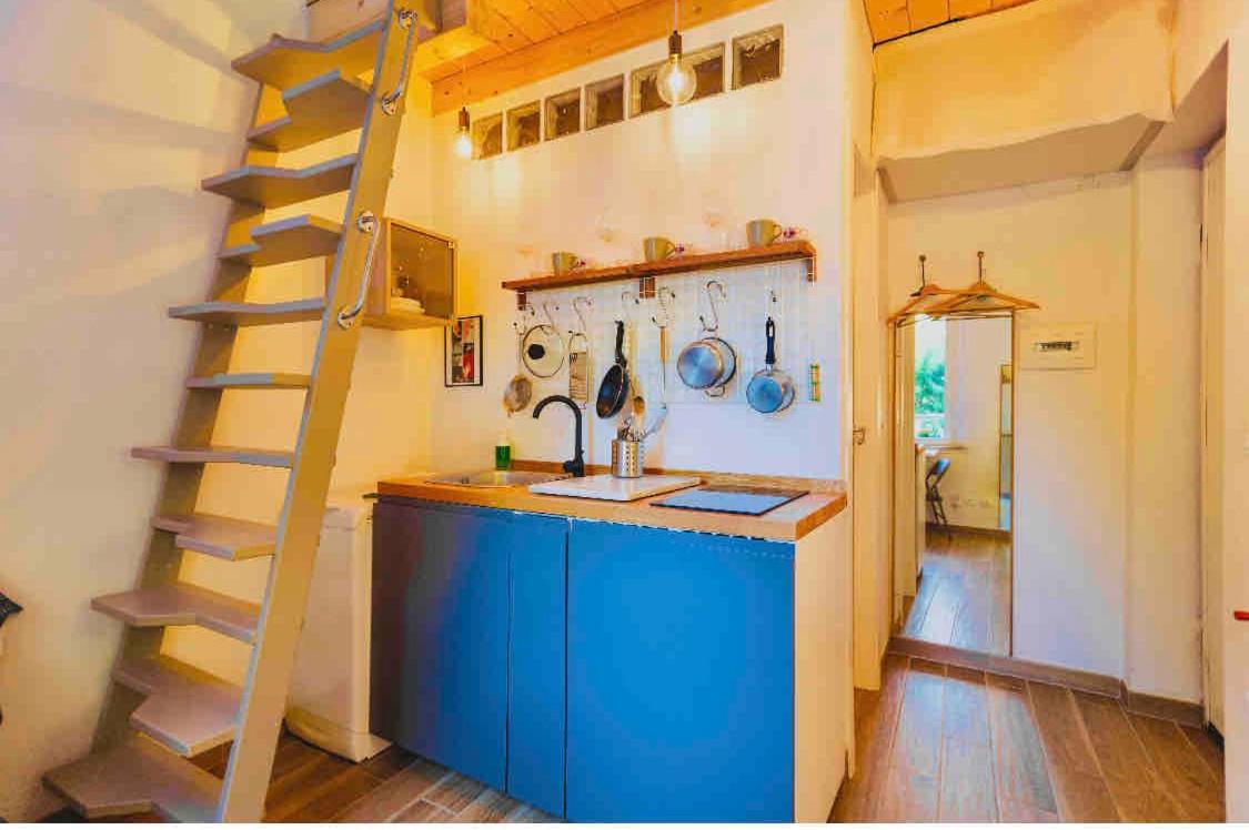 Appartamento Aria Condizionata, Loft a 13' dal Duomo con ampio Balcone WiFi e Netflix Milano Esterno foto